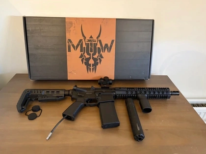 MTW Forged Tactical 10” avec point rouge Vortex Op