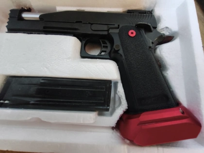 Pistolet Hi-Capa GBB Custom + Boîte Origine