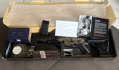 AEG VFC AVALON M4 Saber CQB, + Équipements 