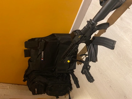 Je vend HK416 et G18 