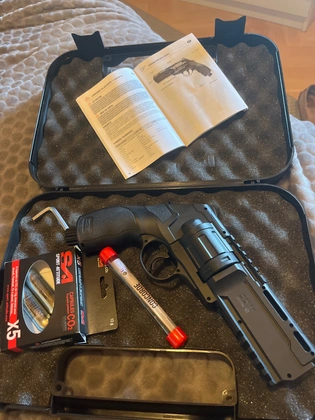 Revolver co2 
