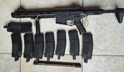 Arret airsoft - Scorpion / HK45 / AMOEBA AM 13ect