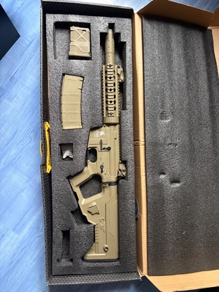 Réplique airsoft Lancer Tactical Gen 2 M4 tan + ac