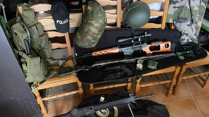 Lot Sniper/AEG/poing - équipement complet