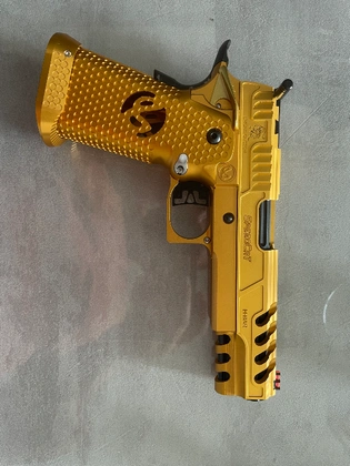 Hi-capa gold/black full up hpa