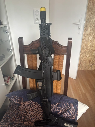 AK 105 GHK