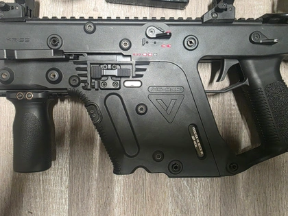 Kriss vector aeg prêt a l'emploi 