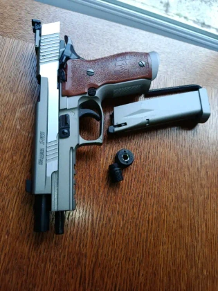 Sig Sauer P226 X-Five