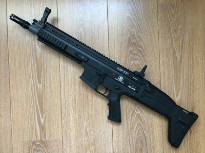 FN Herstal SCAR-L AEG ARES/Cybergun Noir – 1,3J – 
